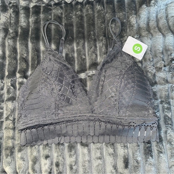 Anemone Gray Lace Bralette with Triangle Cups - Picture 1 of 3